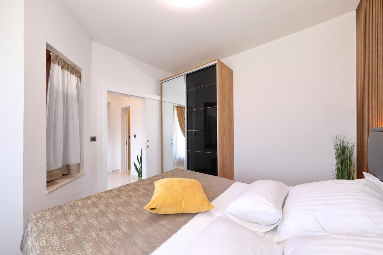 Villa Dalmatino Pakoštane Exteriér fotografie