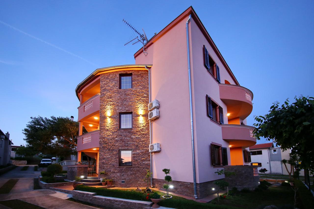 Villa Dalmatino Pakoštane Exteriér fotografie